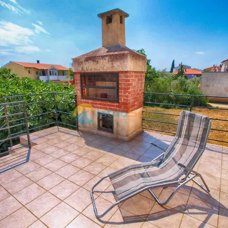With Parking Space - 20637 Apartman *