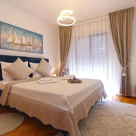 Apartman With Parking Space - 20637